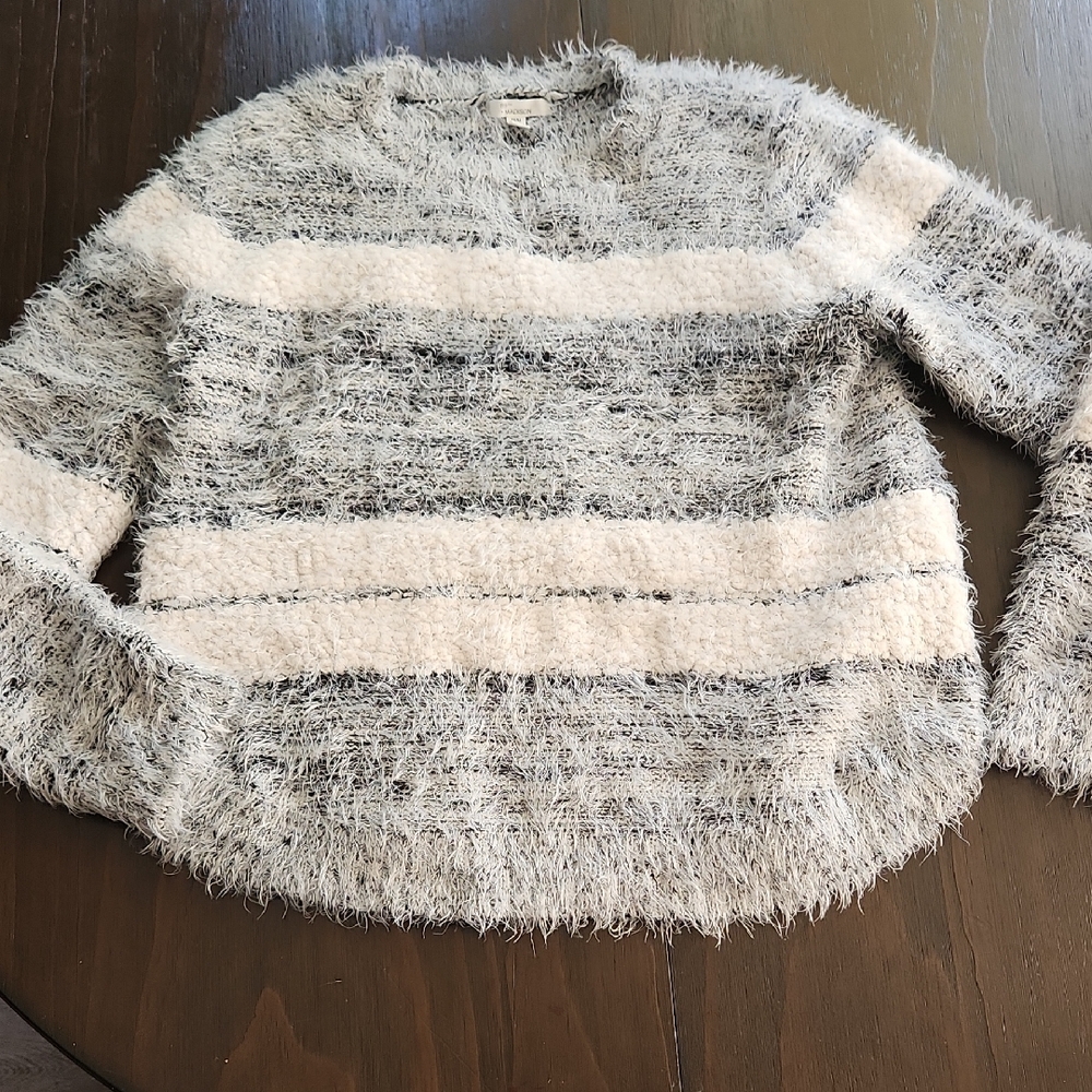 89th & Madison Fuzzy Striped Sweater - Sz Med